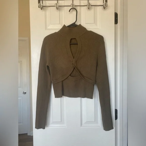 Zara Cut Out Sweater Olive green Large - Picture 2 of 8